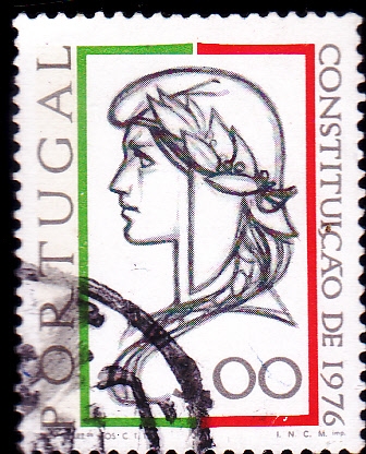 CONSTITUCIÓN DE 1976