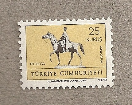 Ataturk a caballo