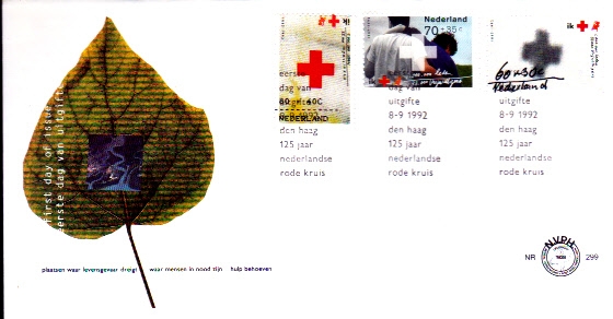 Cruz Roja - Médico prestando ayuda a un herido - Cruz Roja - 1992 - del folleto