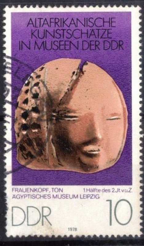 Antiguos tesoros art�sticos africanos en los museos de la RDA.