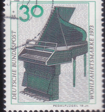 INSTRUMENTO MUSICAL-PIANO