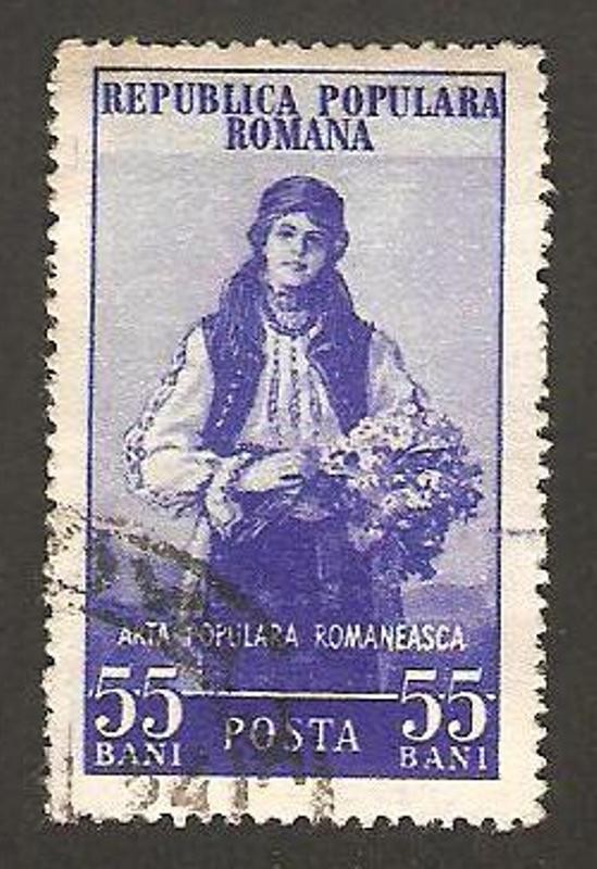 Traje popular rumano
