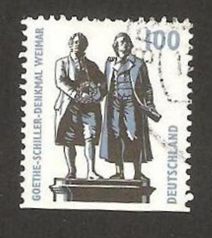 1771 - monumento de goethe y schiller en weimar