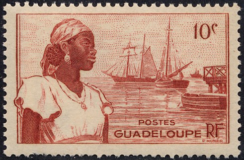 Mujer y barcos