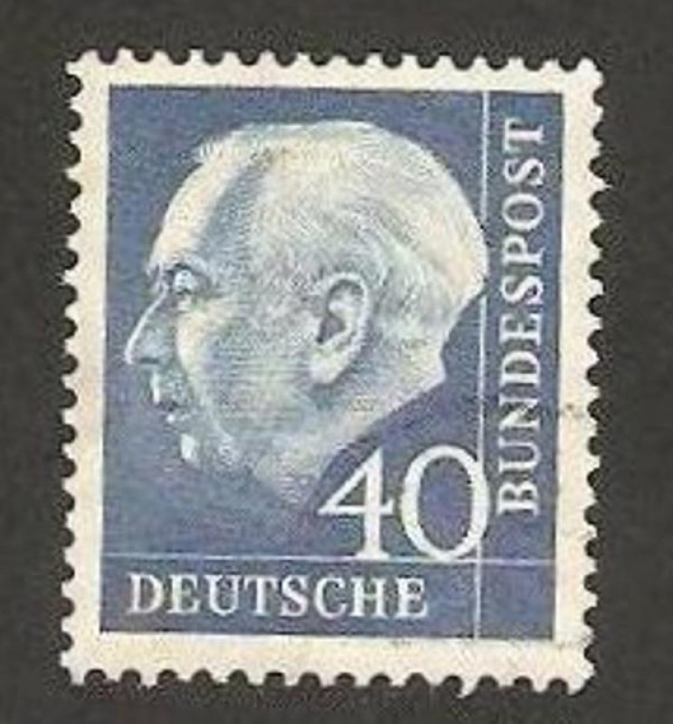 126 - Presidente Thedore Heuss