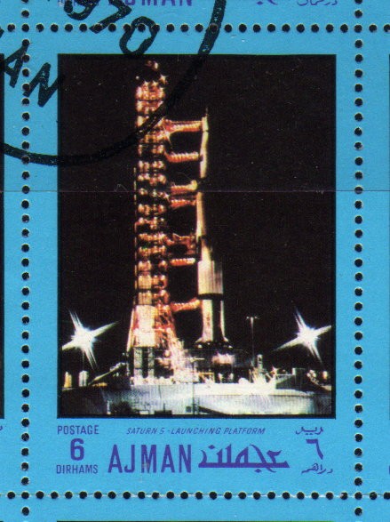1970 Ajman:  Saturno 5 en la plataforma de lanzamiento