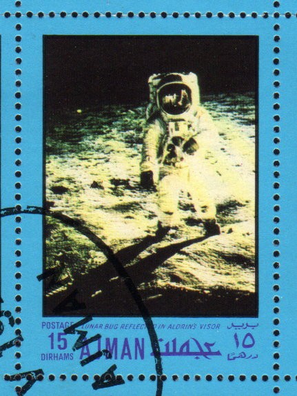 1970 Ajman: Apolo 11, el modulo lunar reflejado en el visor de Aldrin