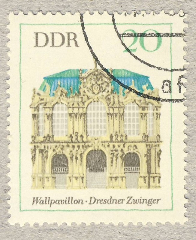DDR Wallpavillon. Dresdner Zwinger