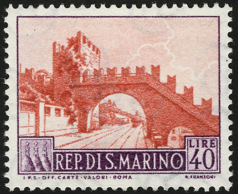 SAN MARINO:  Centro histórico de San Marino y Monte Titano