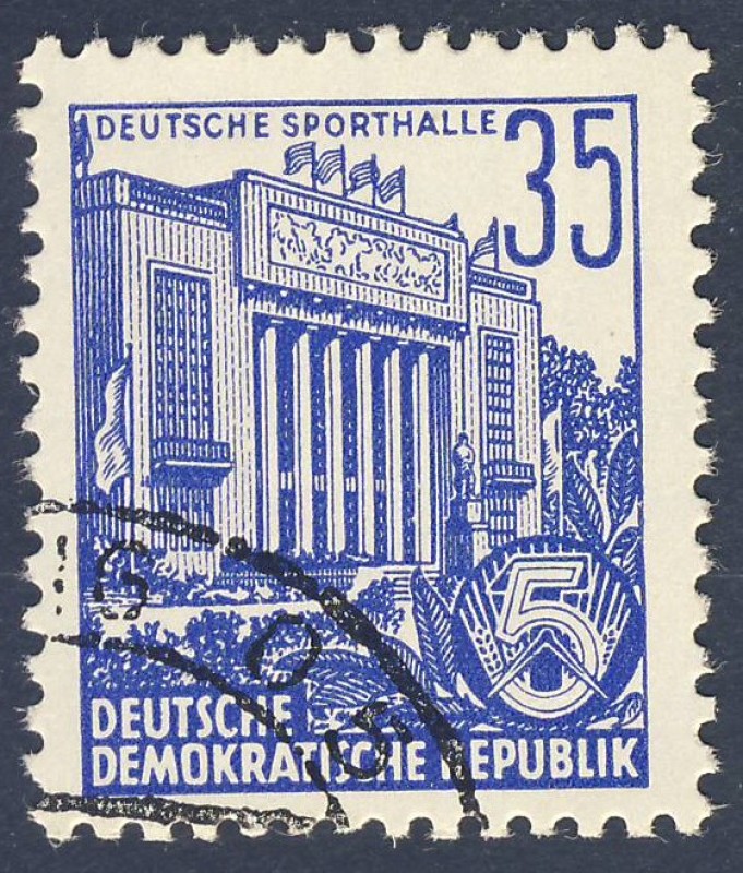 DDR Deutsche Sporthalle