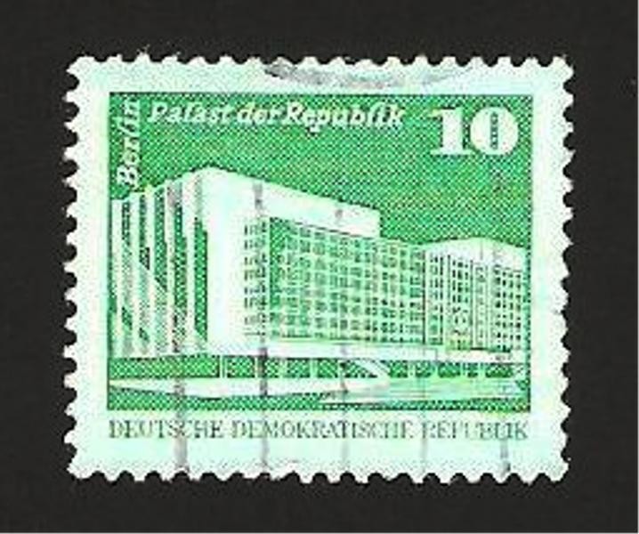 palacio de la republica en berlin