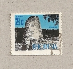 Stamps Zimbabwe -  Turismo,torre de ladrillo