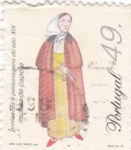 Stamps Portugal -  mujer de capote