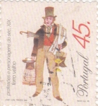 Stamps Portugal -  VENDEDOR DE HOJALATA -PROFESIONES DEL SIGLO XIX