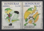 Stamps Honduras -  PATADA  DE  KARATE   Y   BLOQUEO  DE  KARATE.
