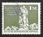Stamps Germany -  Monumento sovietico  en Berlin