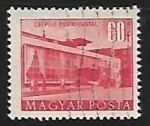 Stamps Hungary -  Edificio del plan quinquenal de Budapest
