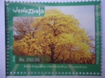 Stamps Venezuela -  Protección de la Biodiversidad Venezolana - Árbol Araguaney (Handroanthus Chrysanthus)