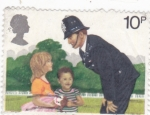 Stamps United Kingdom -  niños y policía 
