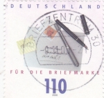 Stamps Germany -   Plumas, sobre y sello postal 