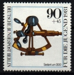 Stamps Germany -  serie- Pro-juventud, instrumentos ópticos