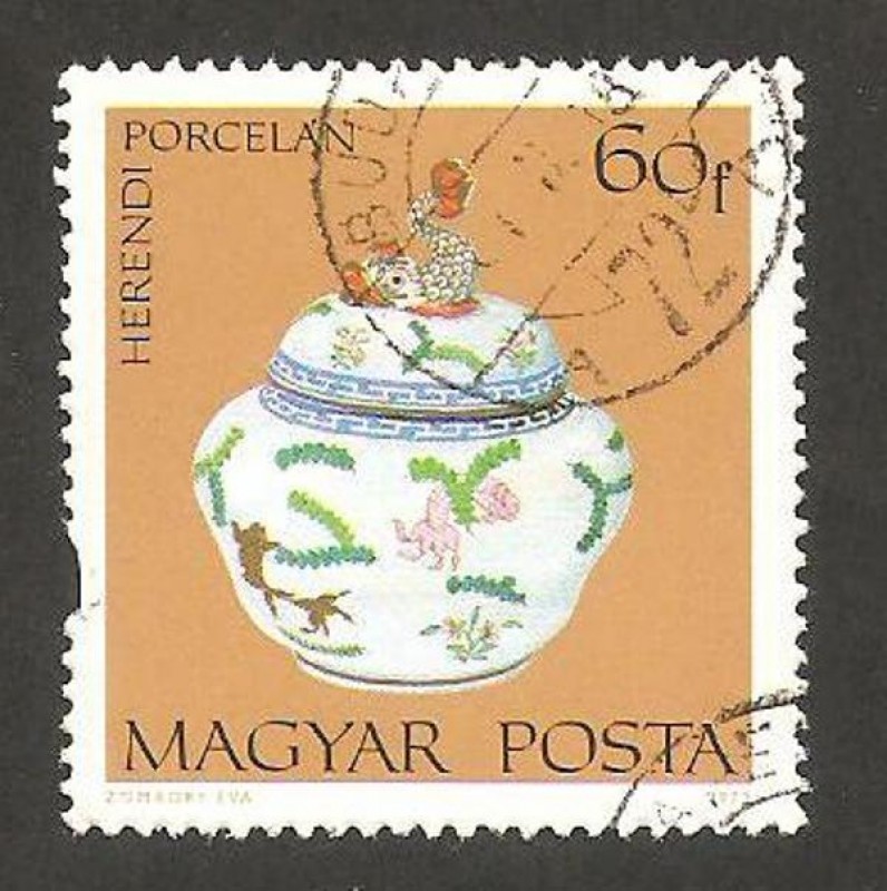 2258 - Jarrón de porcelana