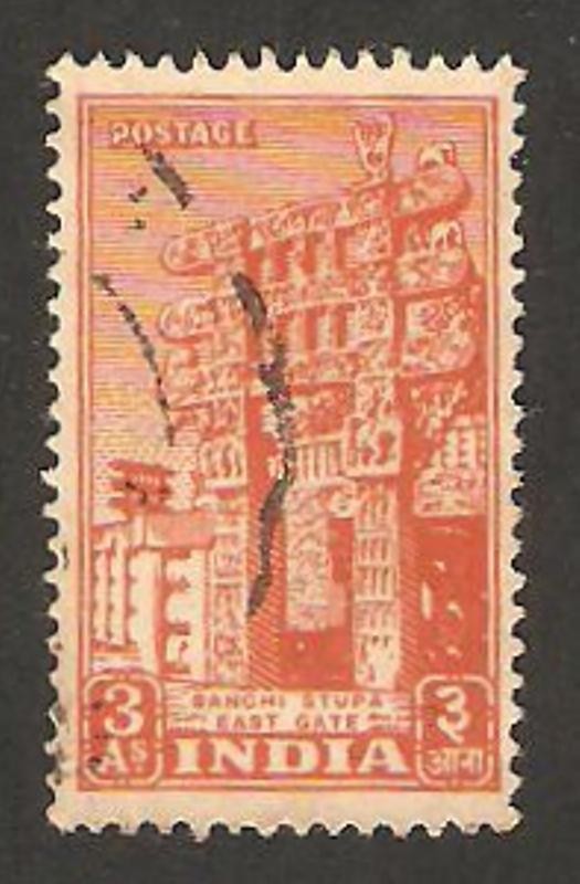 puerta del este