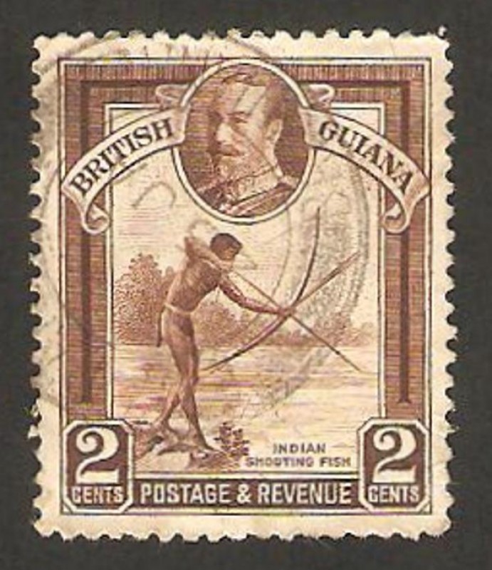 Guyana británica - indigena pescando