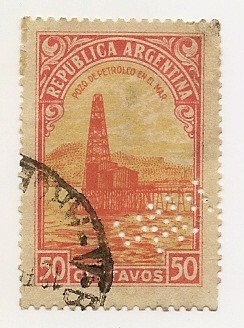 Pozo de Petróleo en el Mar