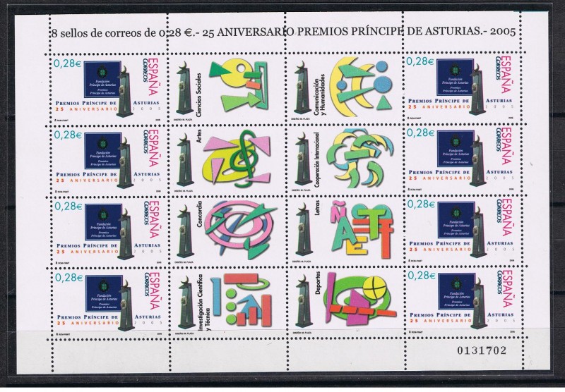 Edifil  MP.  86  Edifil  25º aniv. de los Premios Prínicpe de Asturias.  En las viñetas, la estatuil