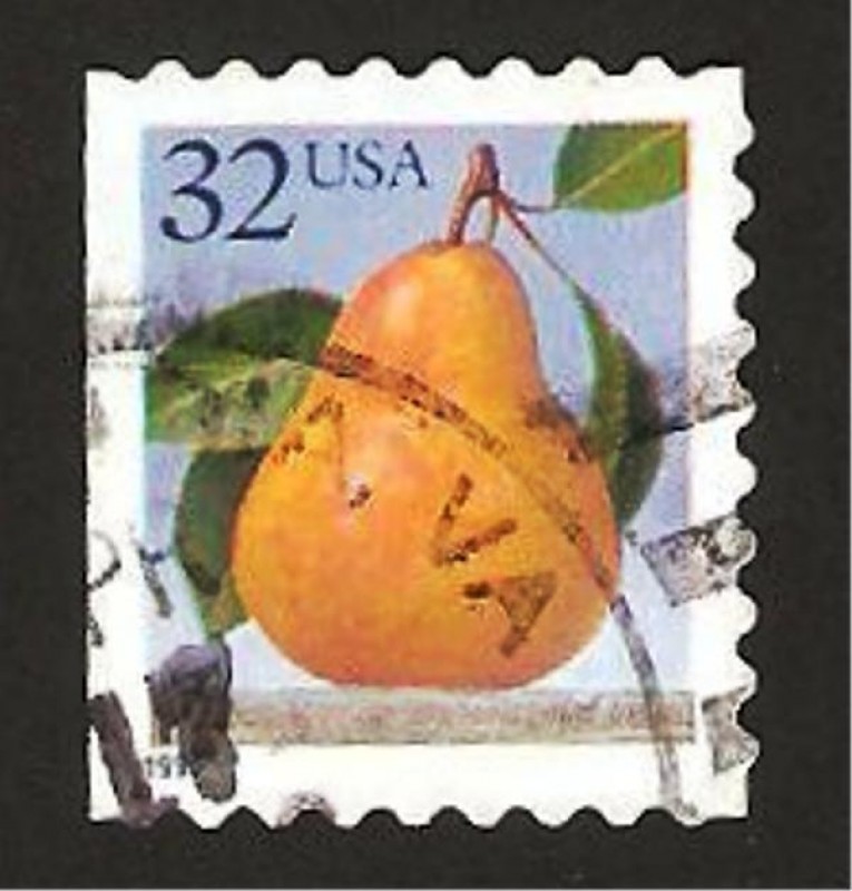 fruta, una pera