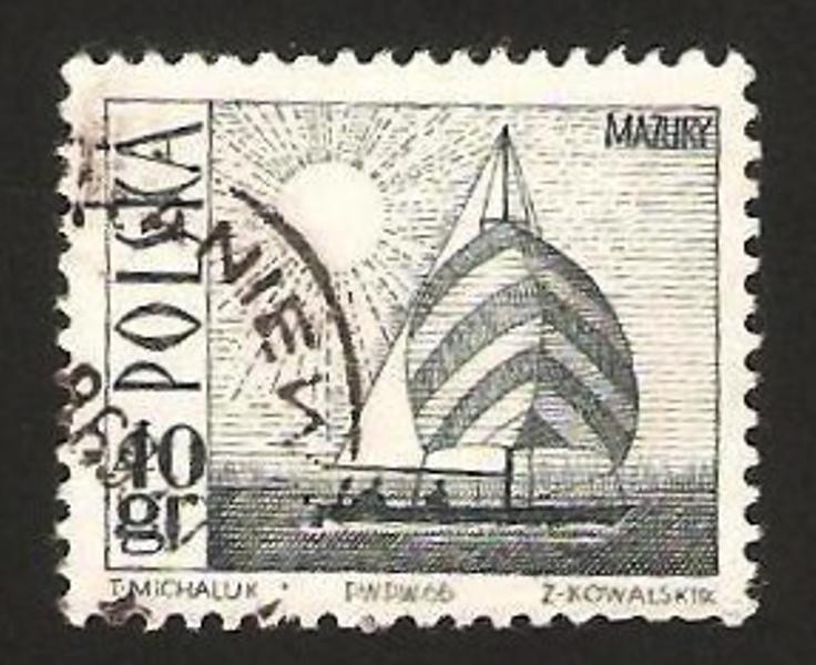 1557 - Velero sobre el lago Mazurie