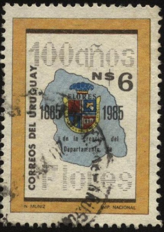 100 años de la creación del Departamento de Flores. Escudo y contorno del mapa de Flores. 