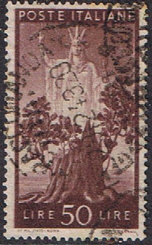 ITALIA Y CEPA DE ÁRBOL