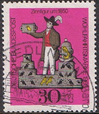 FIGURILLAS DE ESTAÑO