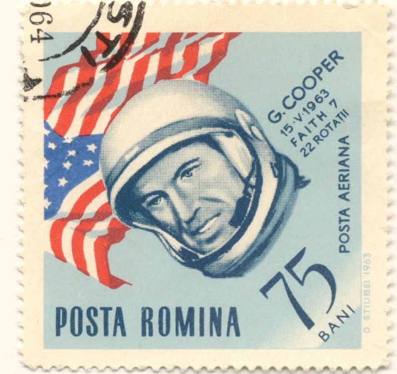 G. COOPER 22 rotaciones a la tierra 1963
