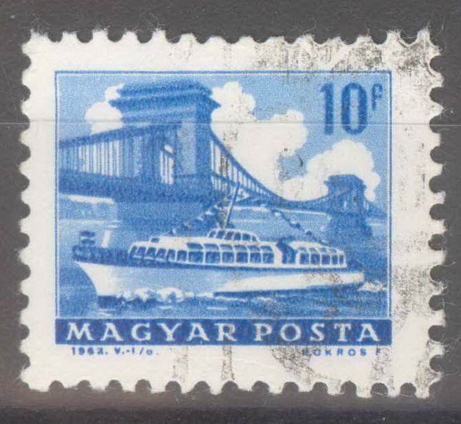 HUNGRIA_SCOTT 1507 BARCO Y PUENTE COLGANTE, BUDAPEST. $0.2