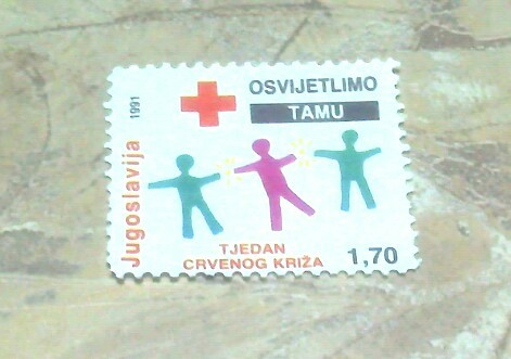 Cruz roja  osvijet limo tamu