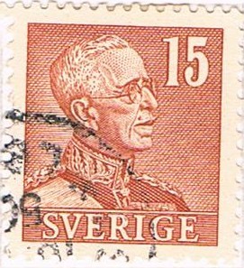 GUSTAVO V 1939-42. DENT. A LOS 4 LADOS  Y&T Nº 261a
