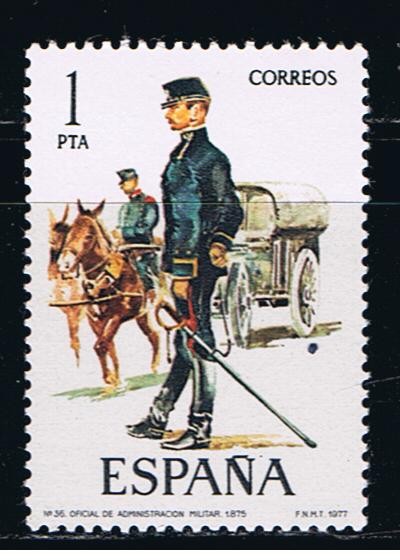 Edifil  2423  Uniformes militares.  