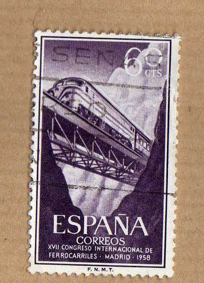 Edifil 1233. Locomotora diesel en Despeñaperros.