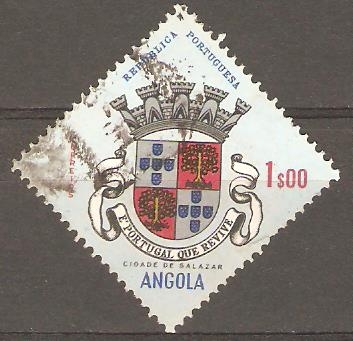 ESCUDO  DE  CIUDAD  DE  SALAZAR  