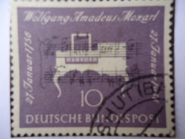 II Centenario del nacimiento de Mozart.