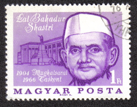 De Mughal Sarai Caskent 1904-1966