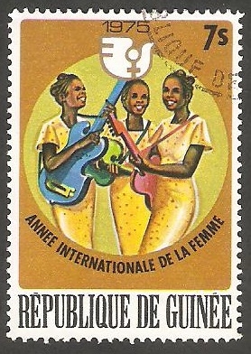 556 - Año internacional de la mujer, Orquesta femenina
