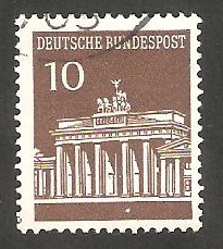 368 - Puerta de Brandeburgo, en Berlin, con número de control