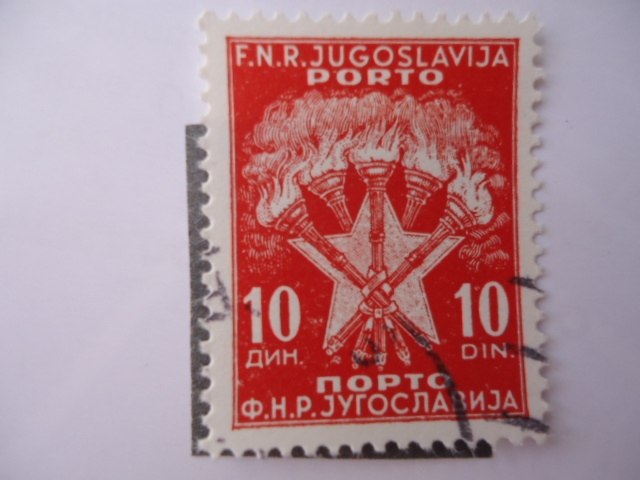 Antorchas y estrella.