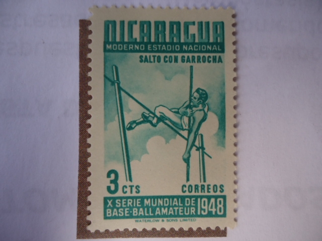 X Serie Mundial de Base-Ball Amateur 1948 - Moderno Estadio Nacional-Salto con Garrocha.