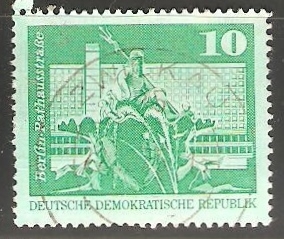 Berlin Rathausstrake - Fuente de Neptuno