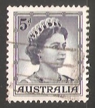 Reina Isabel II